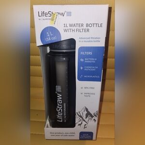 LifeStraw Black Water Bottle with Filter